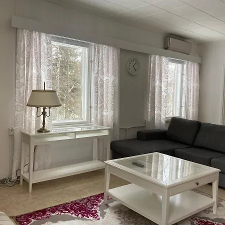 Suutalan Mansikkatalo Ylipaa