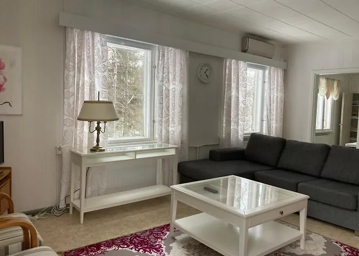 Suutalan Mansikkatalo Ylipaa